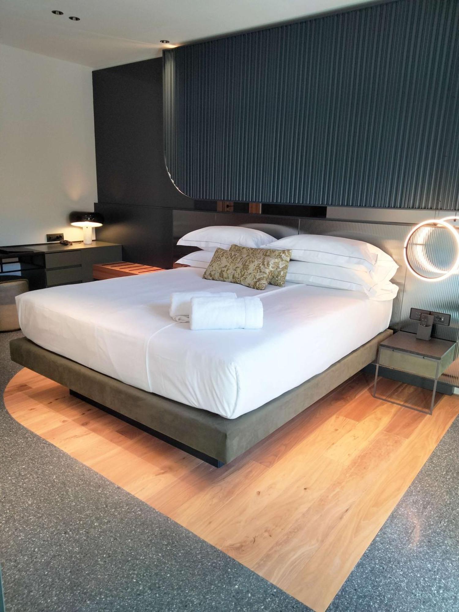 Hotel Ristorante Al Caminetto Worldhotels Crafted Adults Only Торри-дель-Бенако Экстерьер фото