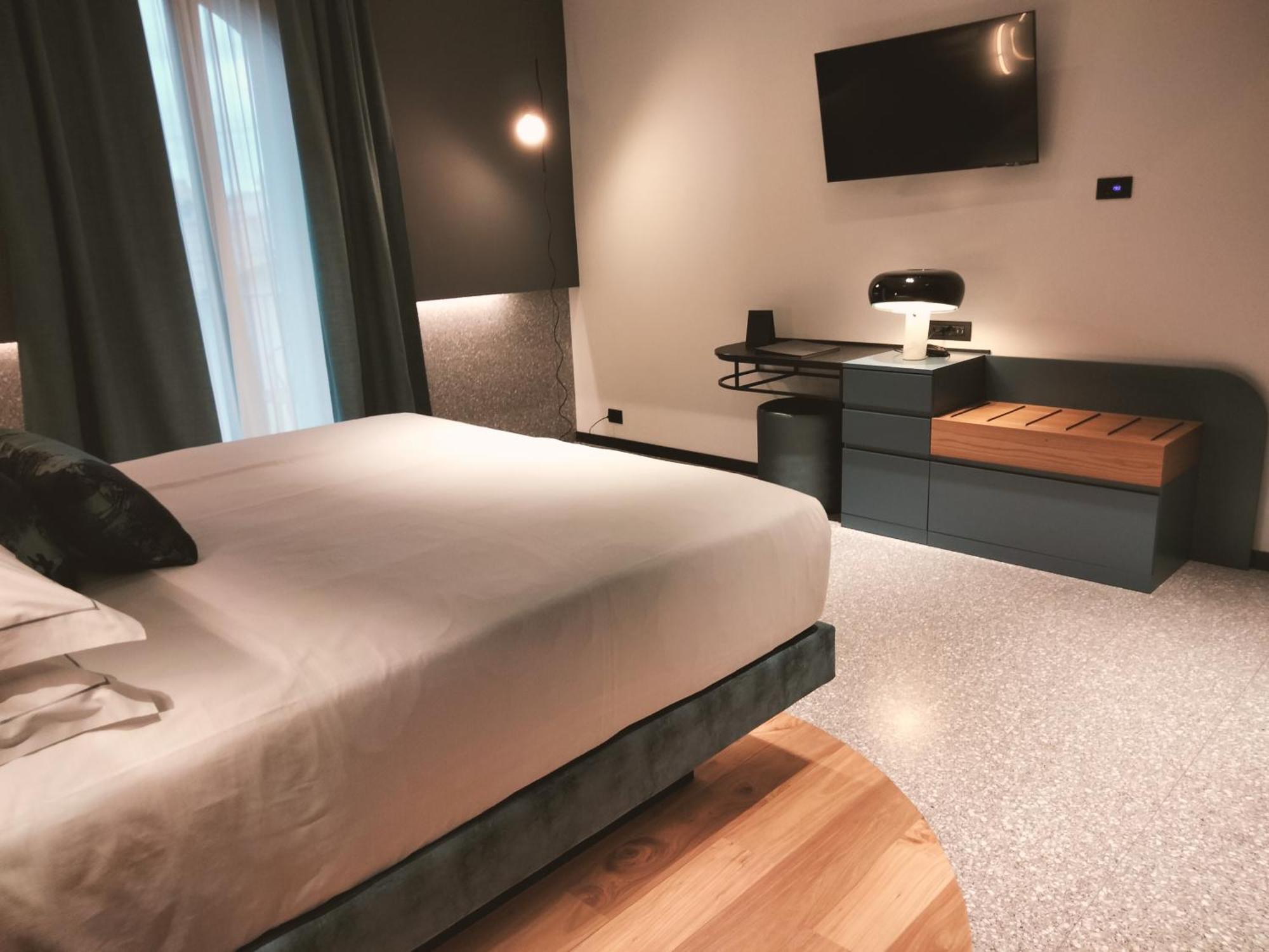 Hotel Ristorante Al Caminetto Worldhotels Crafted Adults Only Торри-дель-Бенако Экстерьер фото