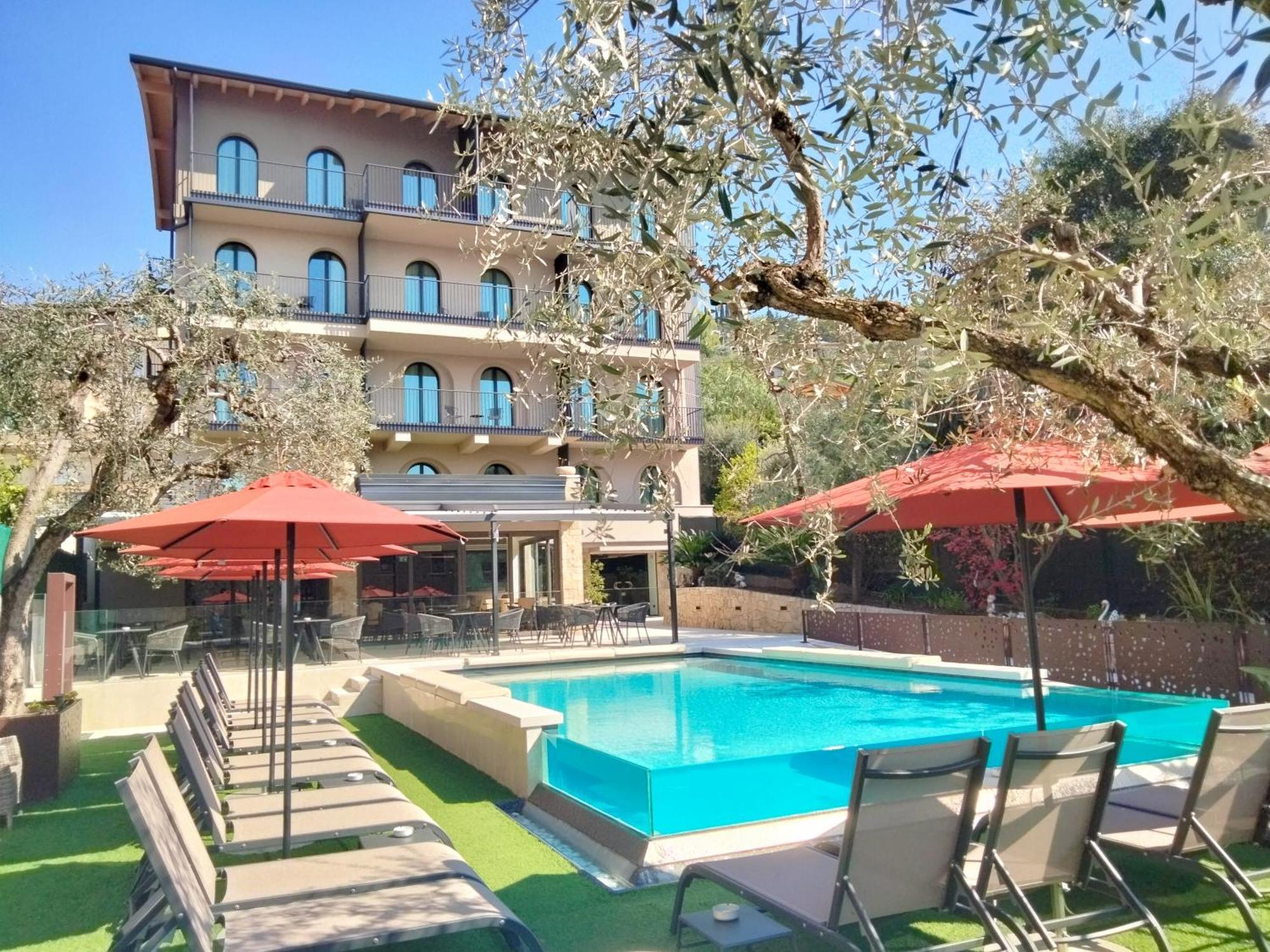 Hotel Ristorante Al Caminetto Worldhotels Crafted Adults Only Торри-дель-Бенако Экстерьер фото